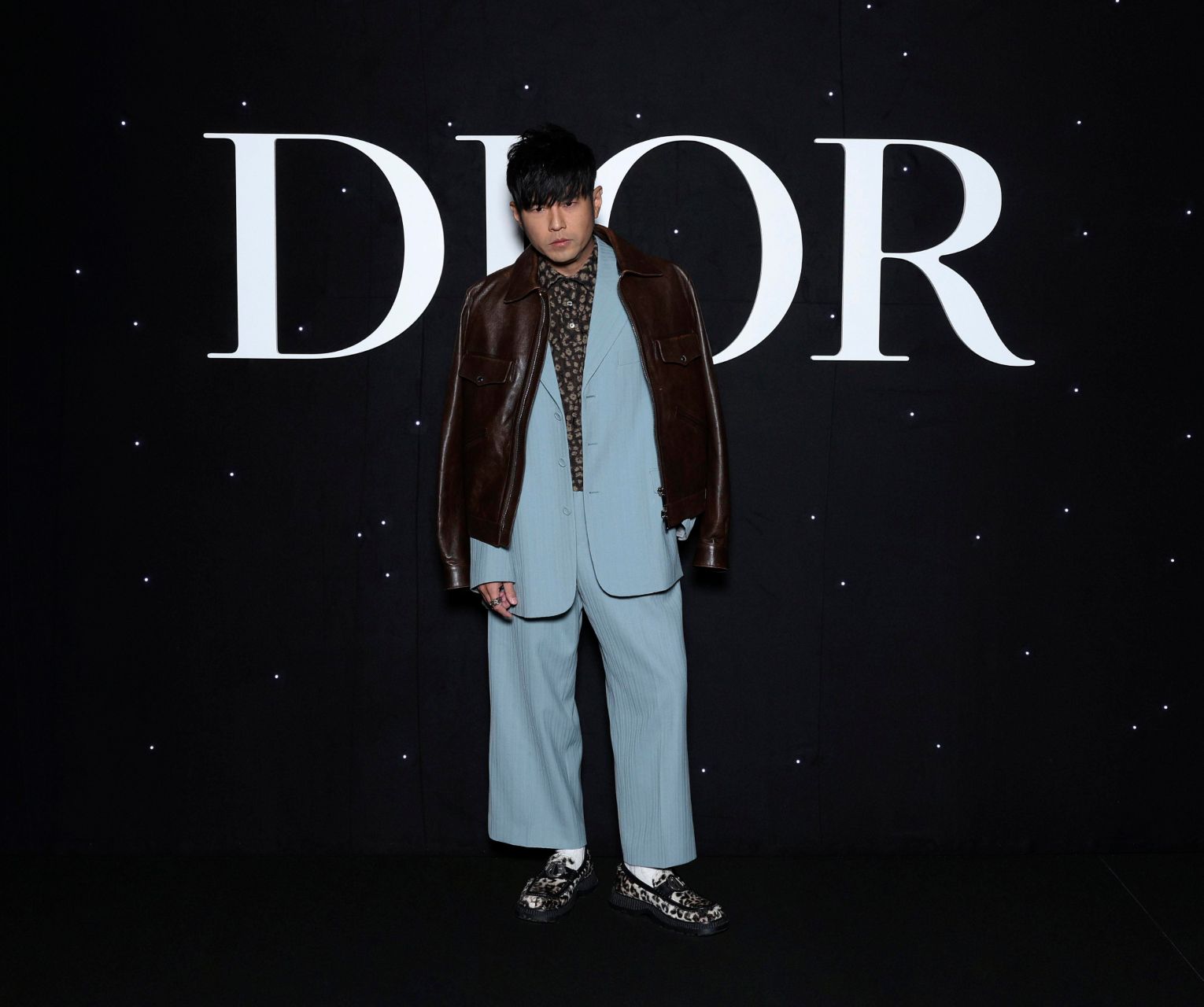 Dior 新光三越 Diamond Towers 專賣店開幕!品牌全球代言人周杰倫帥氣登場、《淚之女王》金智媛女神加持;絕美高訂工坊店裝、獨賣 ...