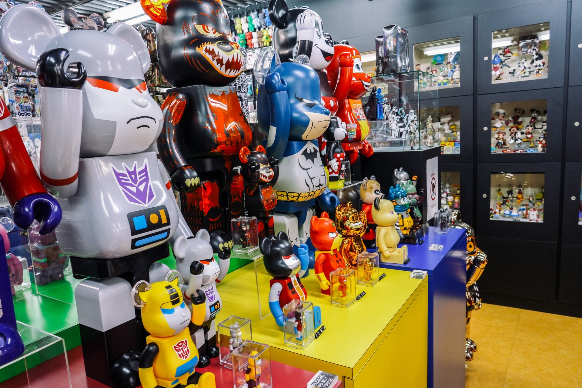 掏空男生錢包的5大熱門公仔系列：超級英雄、巨大機器人、怪獸野味...滿足童年時的夢想